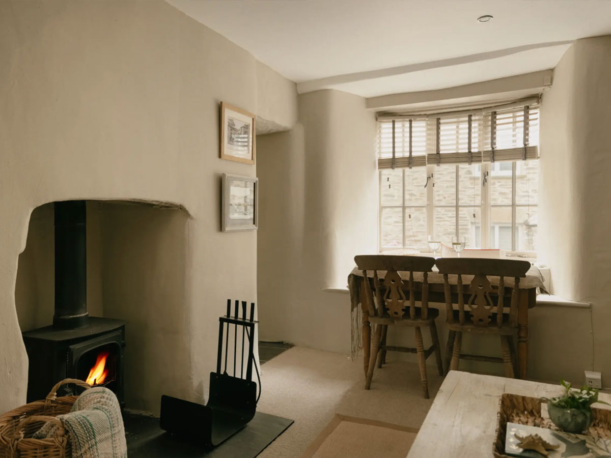 The Blue Cottage - interior